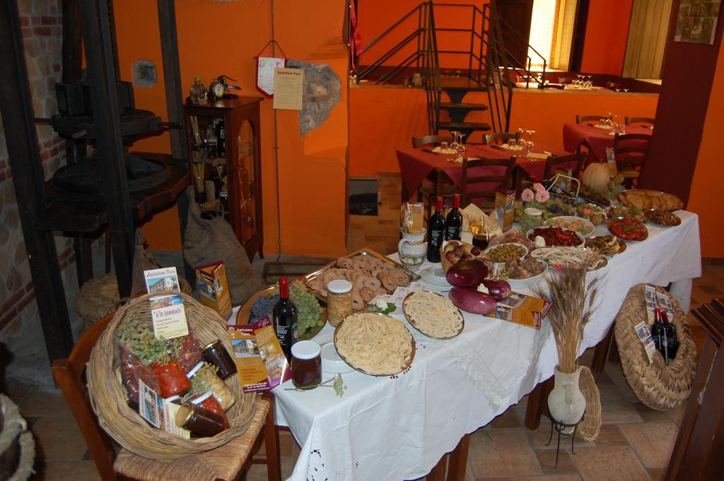 Agriturismo Parra Santa Lucia del Mela Экстерьер фото