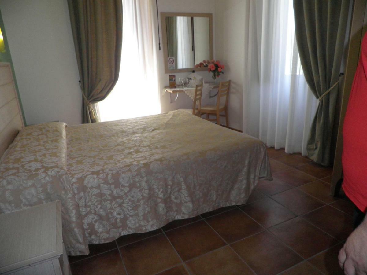 Agriturismo Parra Santa Lucia del Mela Экстерьер фото